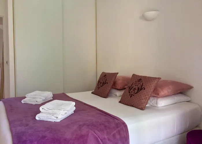 Lm * Сен-Тропе