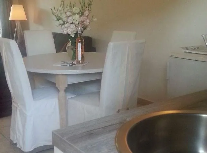 Lm Apartmán Saint Tropez